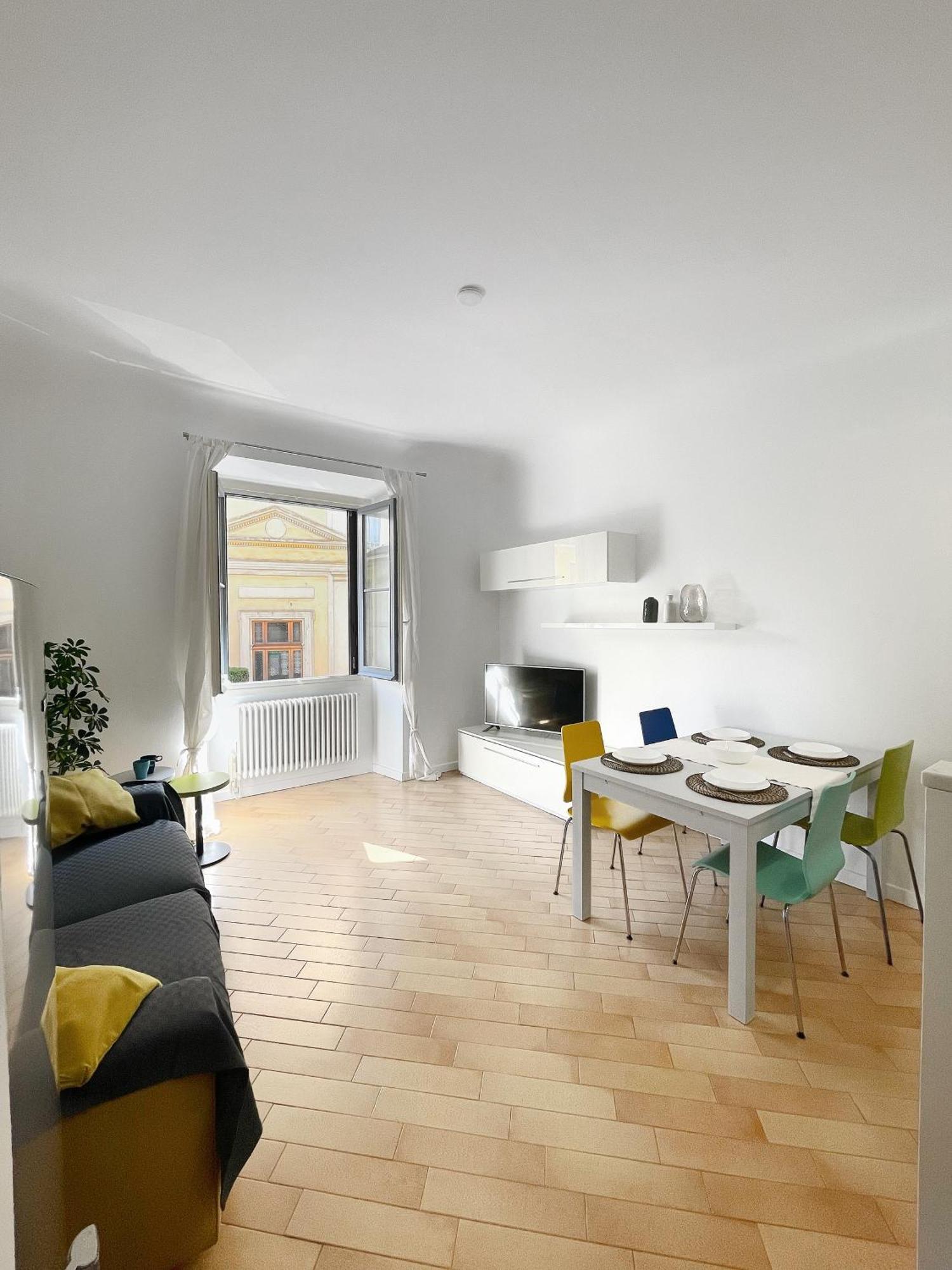 Ampio E Accogliente Bilocale - Fara 1, Porta Nuova Apartment Milano Ngoại thất bức ảnh